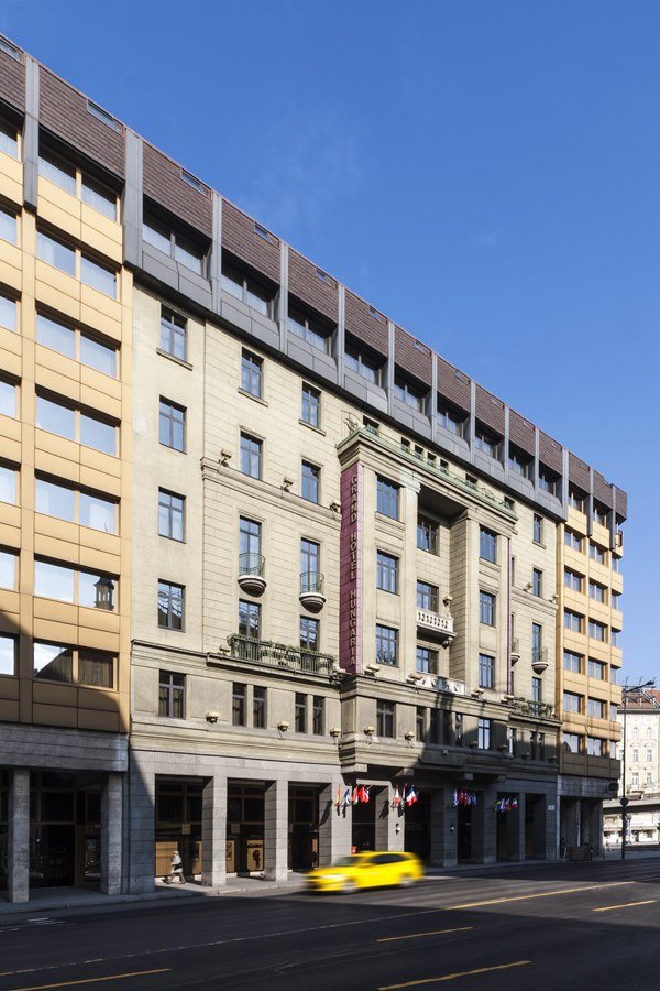 Hotel Hungaria City Center  4*