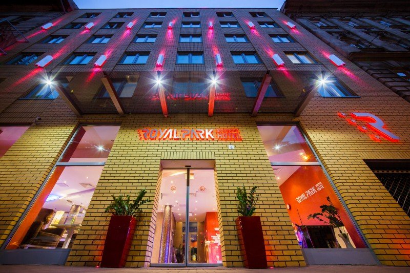 Royal Park Boutique Hotel 4*